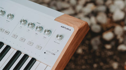 Arturia AstroLab Avant-Garde 61-Key Stage Keyboard
